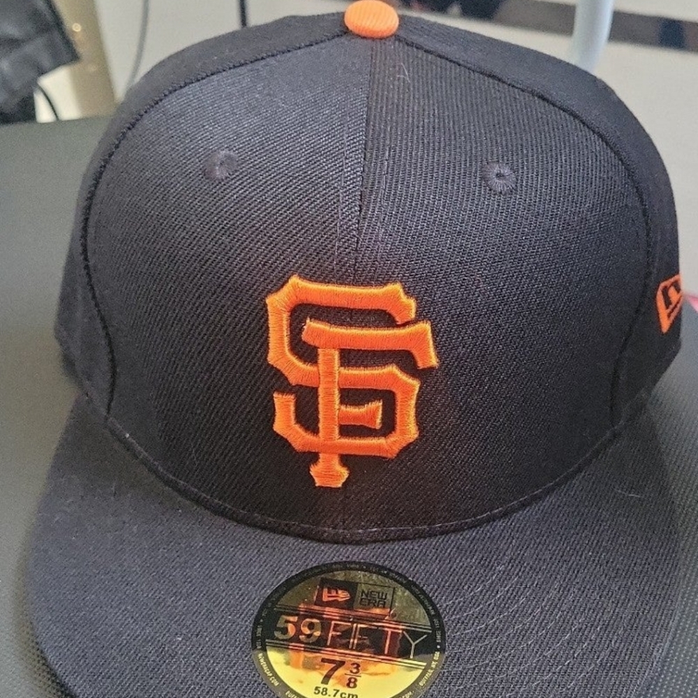 Black san francisco hat 71/4 AN 71/8